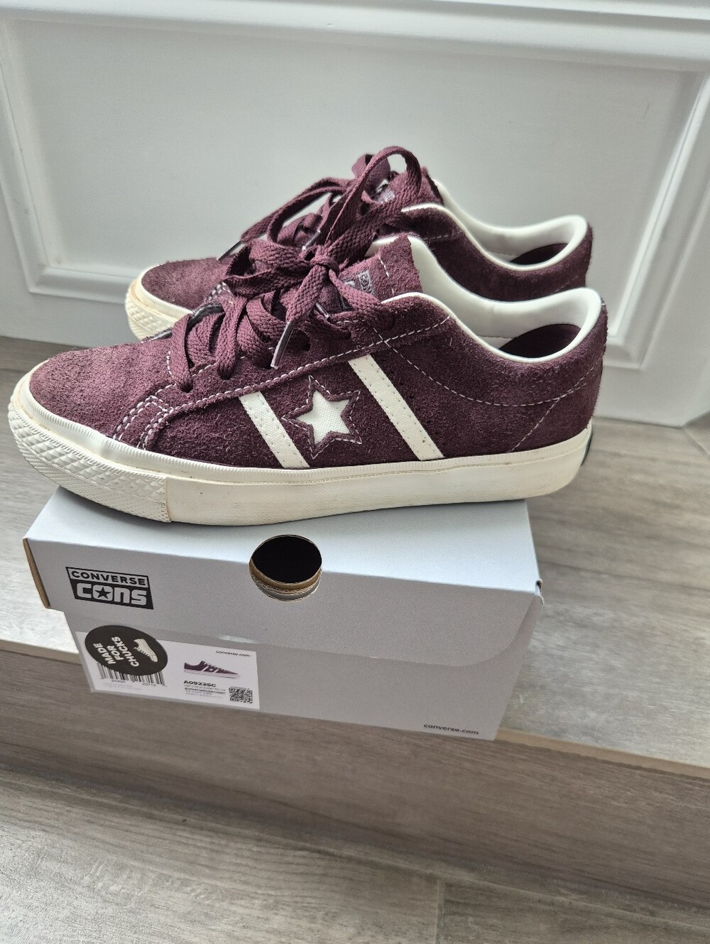 Converse Cons Burgundy Plum Suede Star Stripe Sneakers
